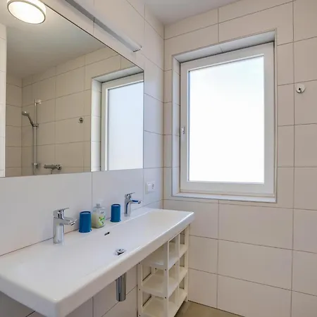 Holiday home In Near Area, Cleaning Included Niedernsill